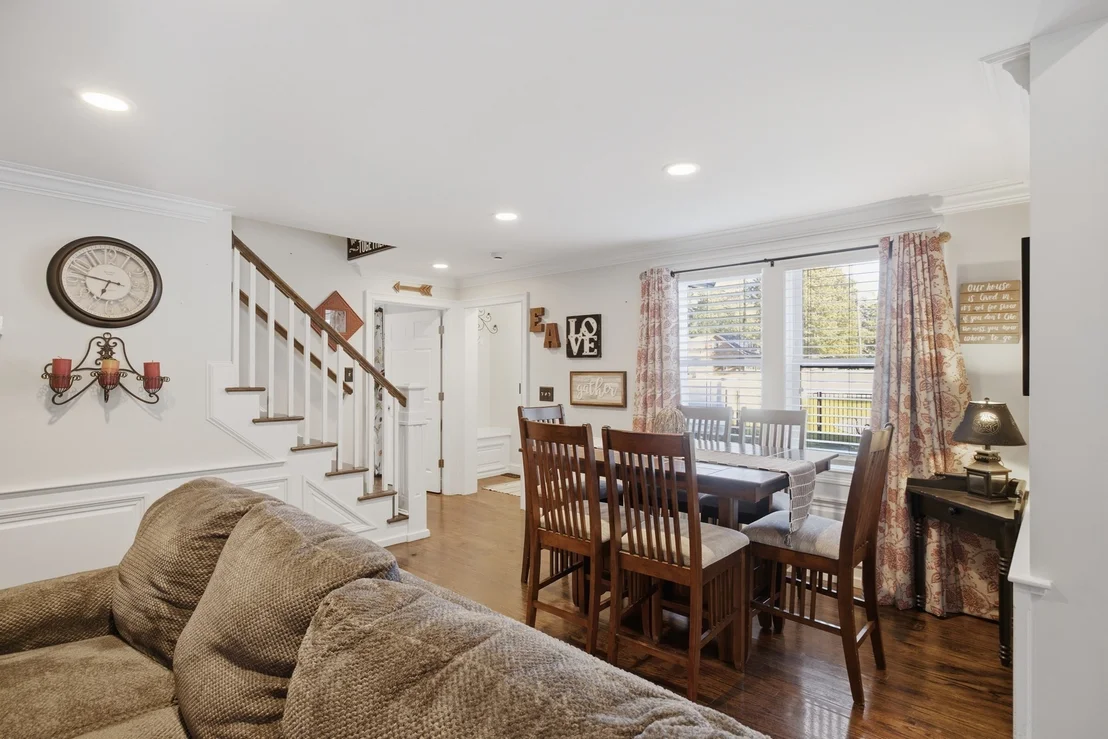 Photo of 47 John St