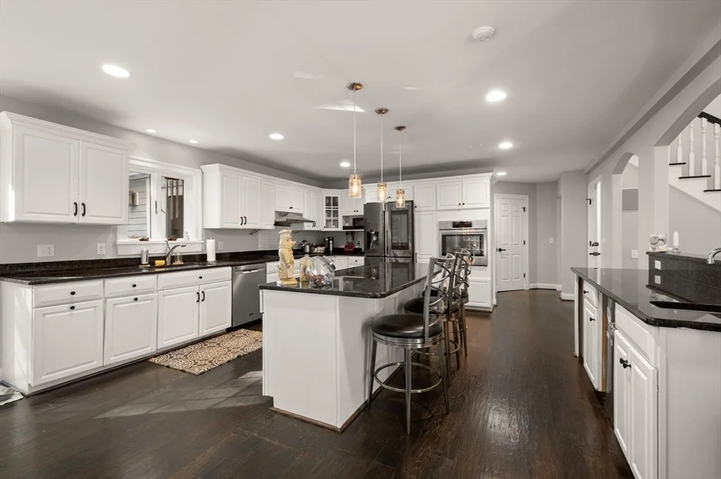 Photo of 27 Turtleback Rd