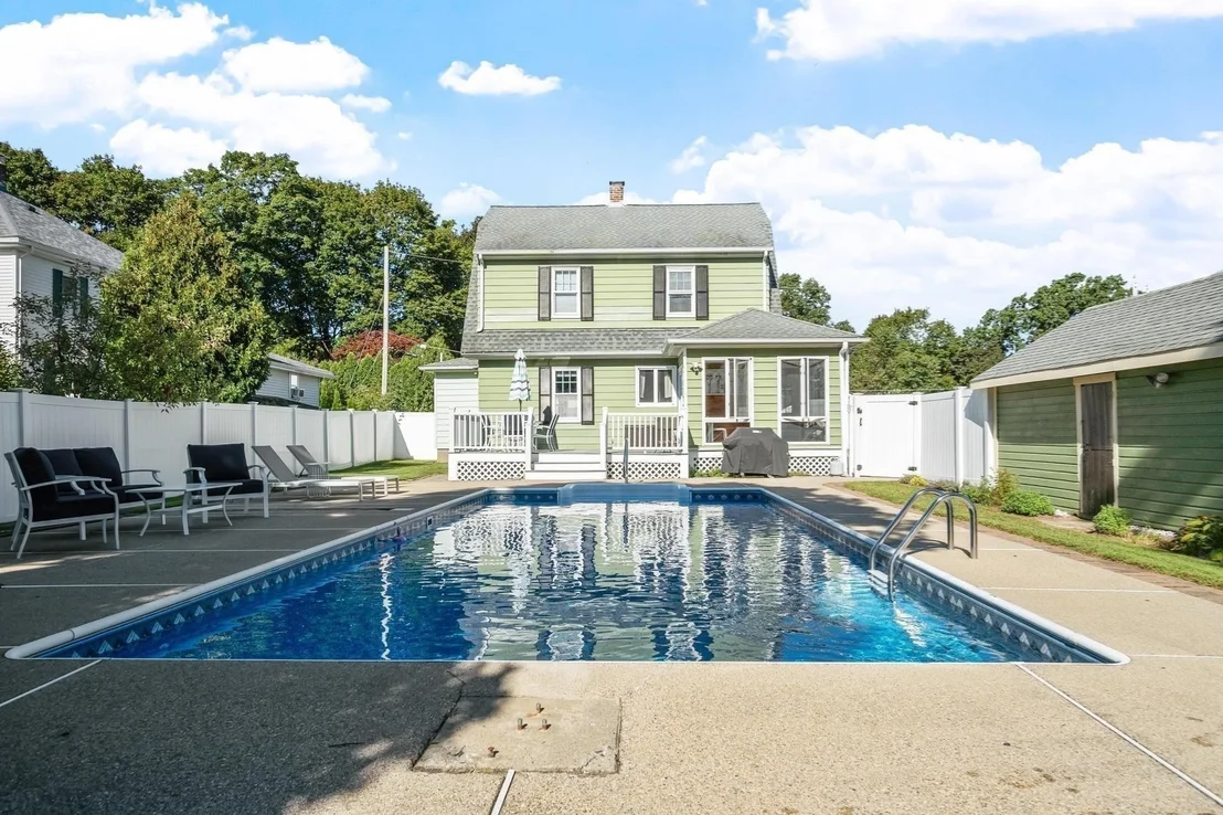 Photo of 48 Walnut St
