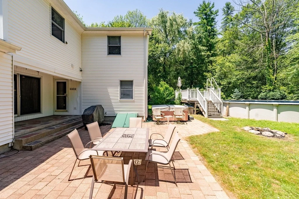 Photo of 128 Skyline Dr
