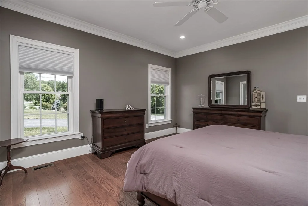 Photo of 150 Nicholas Dr