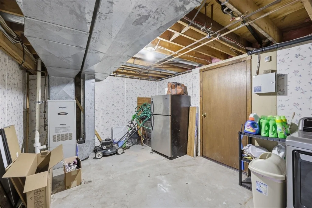 Photo of 164 Arnold Ave