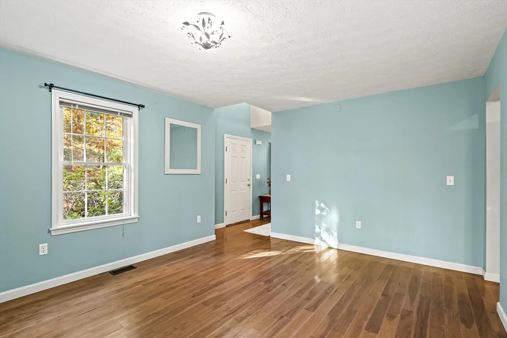 Photo of 29 Shore Drive