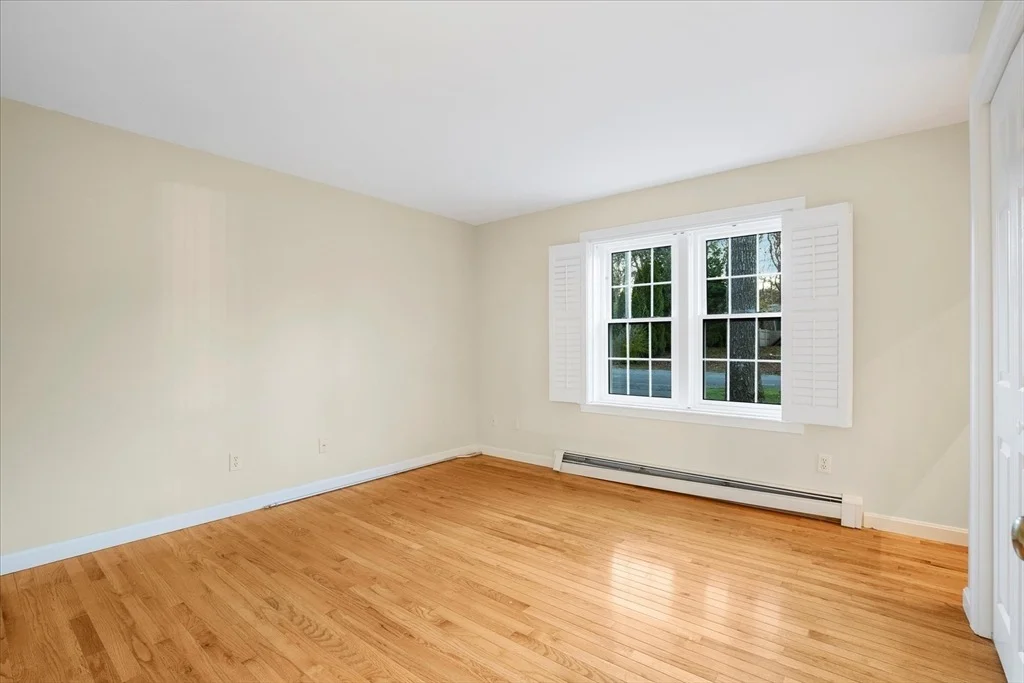 Photo of 28 Peacock Dr