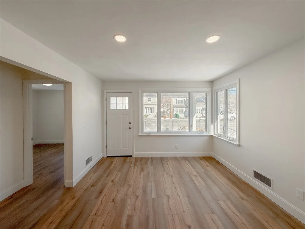 Photo of 31 Millard Ave