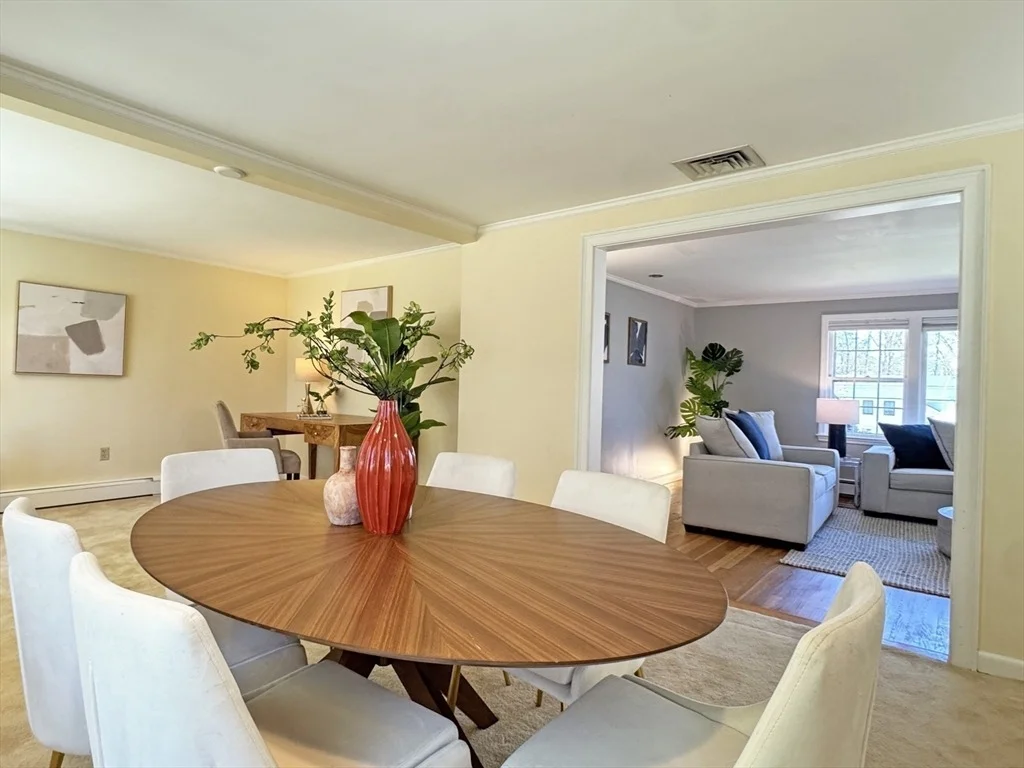 Photo of 43 Sherburn Cir