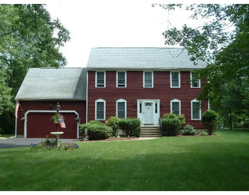 Photo of 12 Quissett Rd