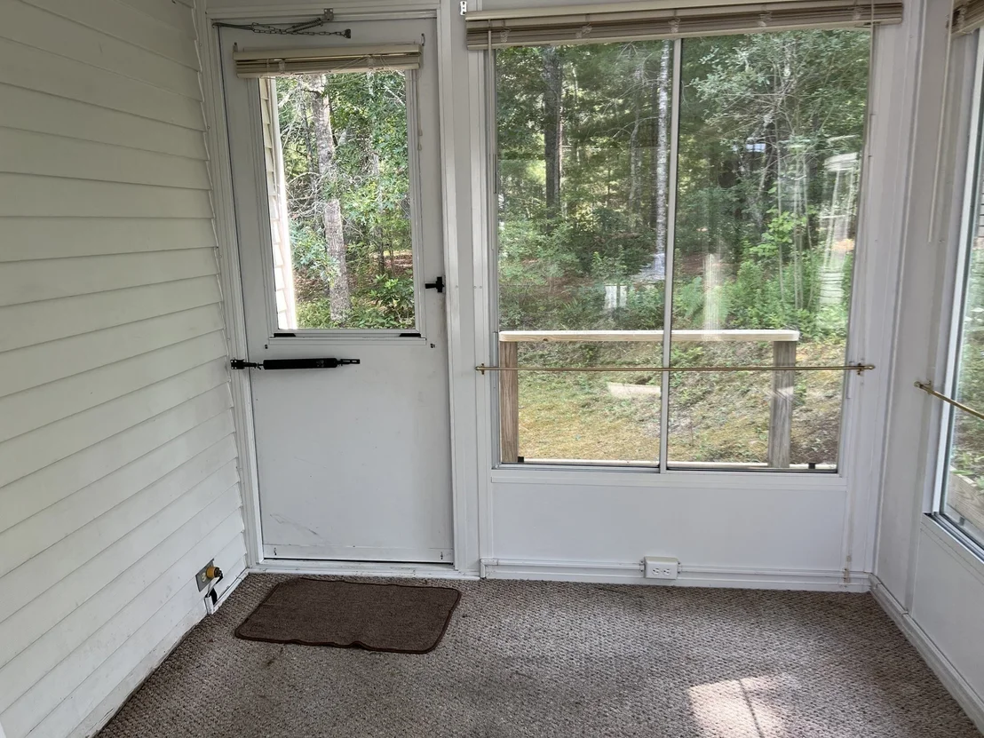 Photo of 8 Jefferson Way