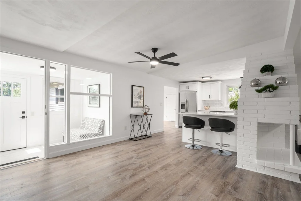 Photo of 6 Ruth Dr
