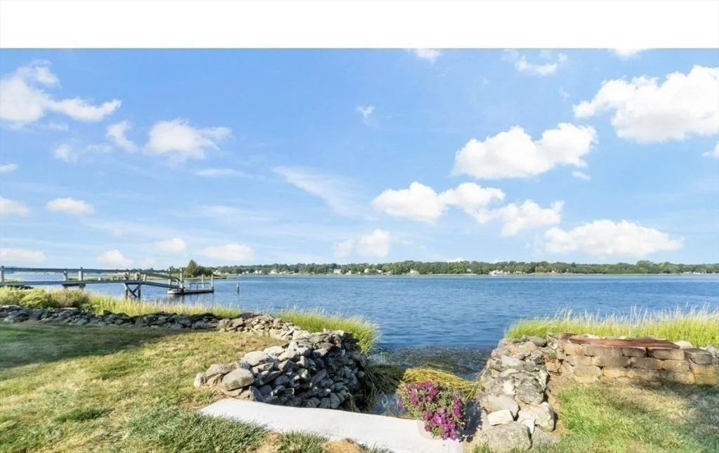 Photo of 22 Riverside Drive