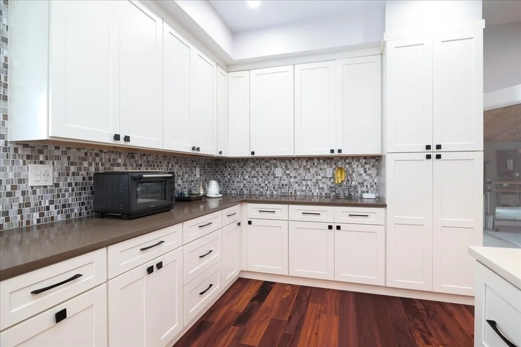 Photo of 145 W River Street