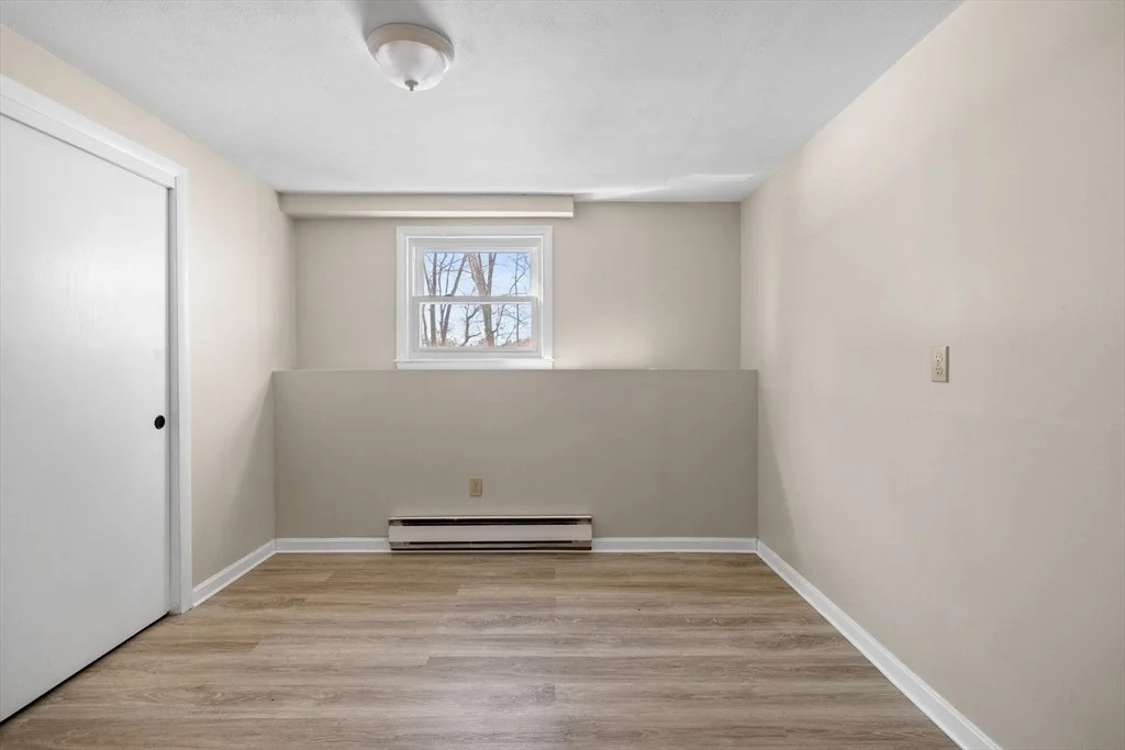 Photo of 7 Dean Cir