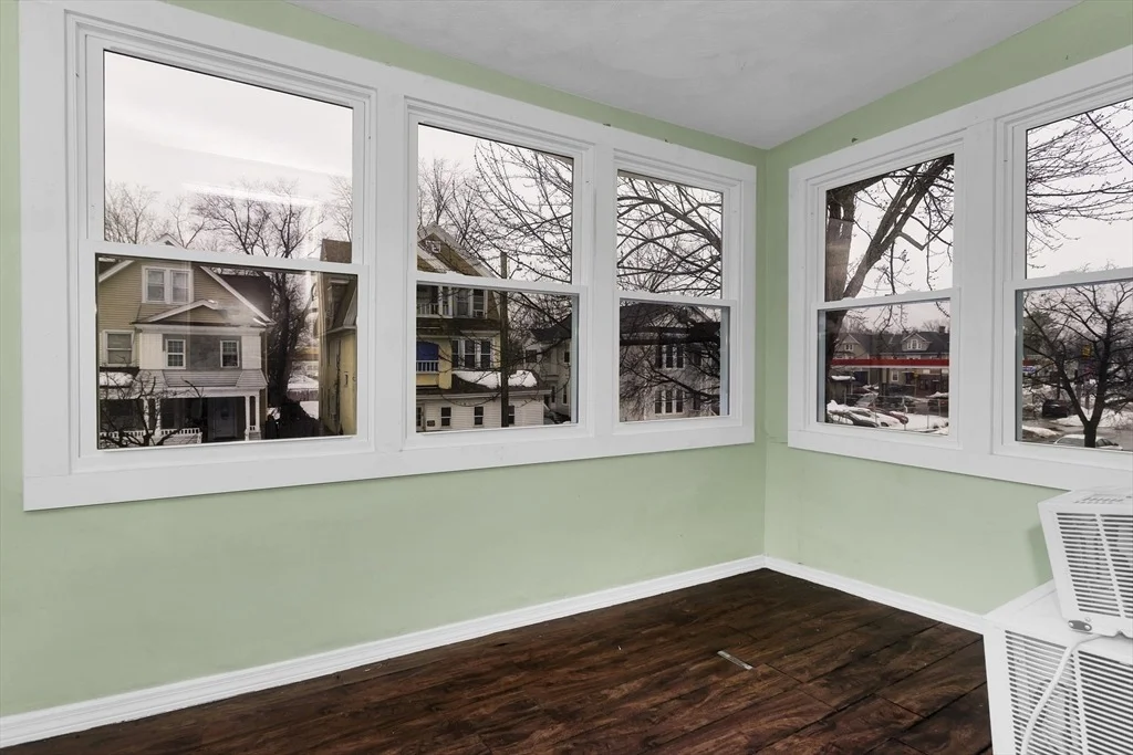 Photo of 25 Dresden St