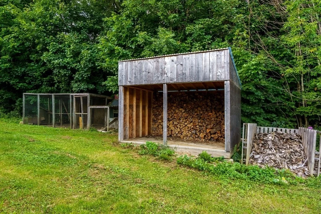 Photo of 102 Overlook Rd