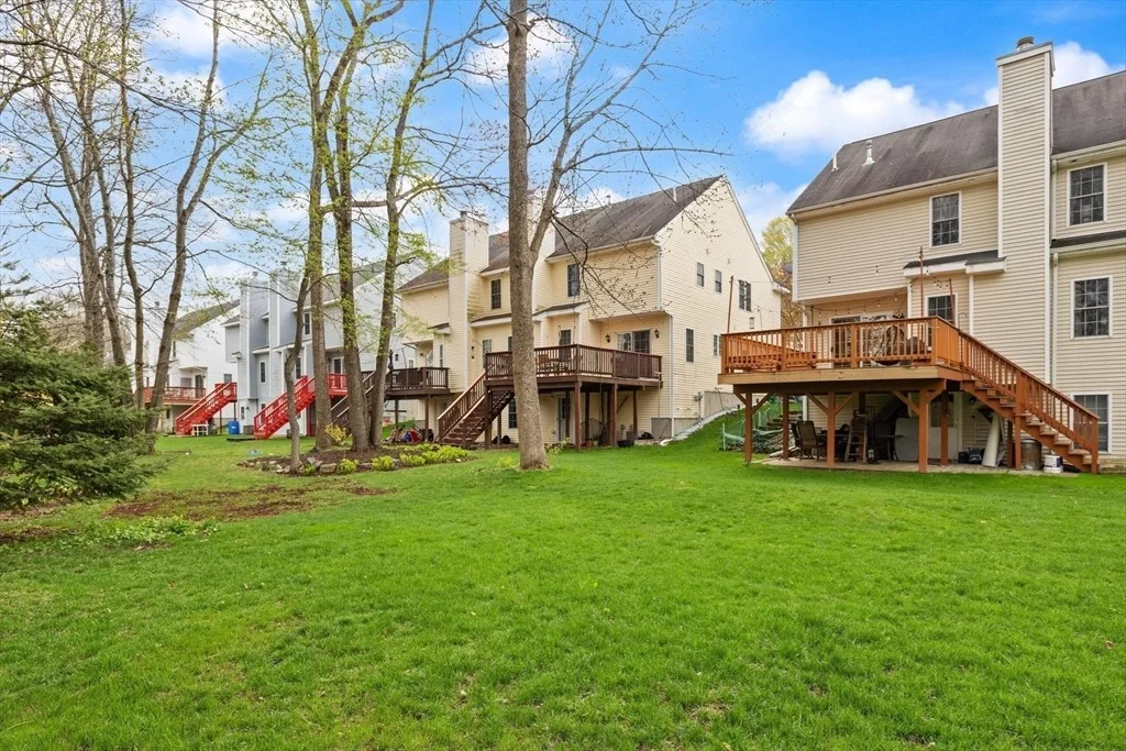 Photo of 18 Meena Dr