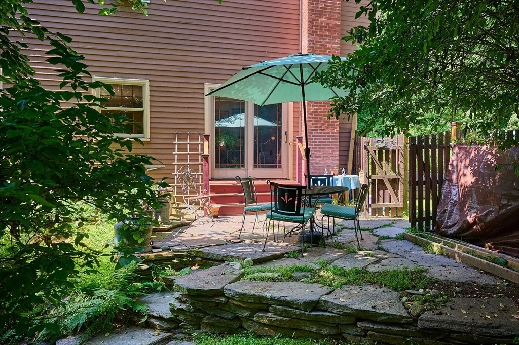 Photo of 93 Arch St