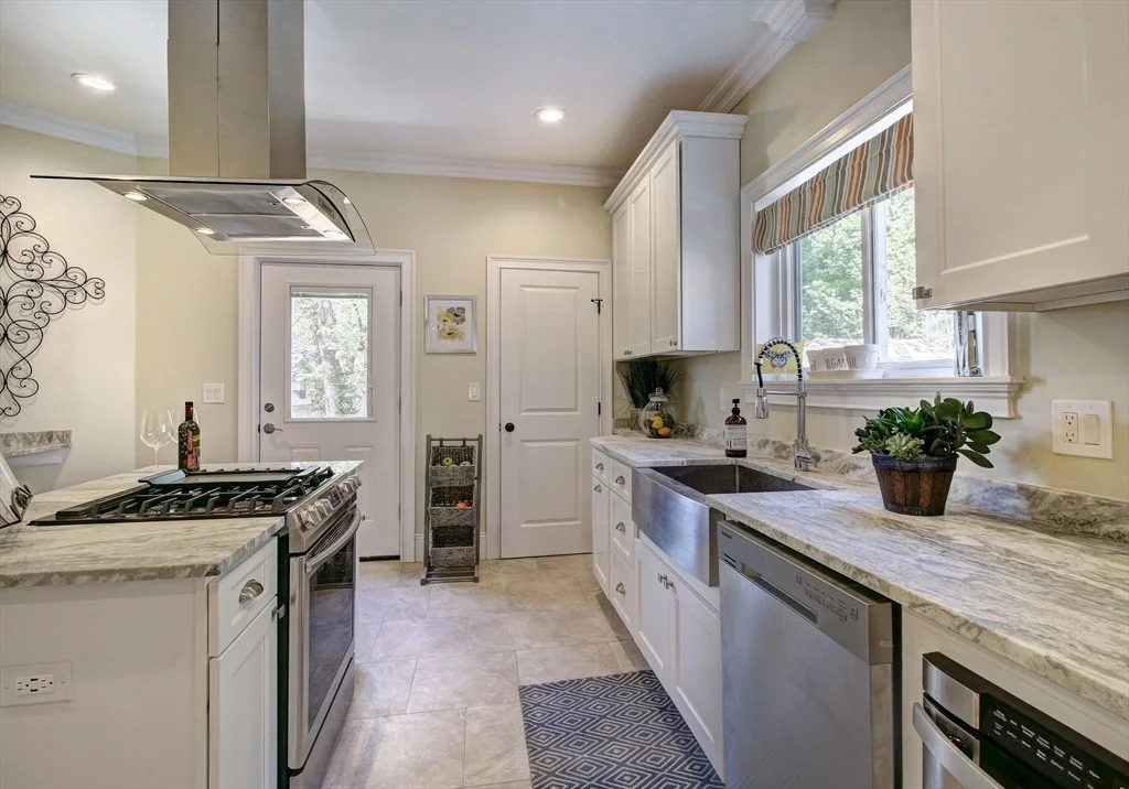 Photo of 287 Walnut Ave