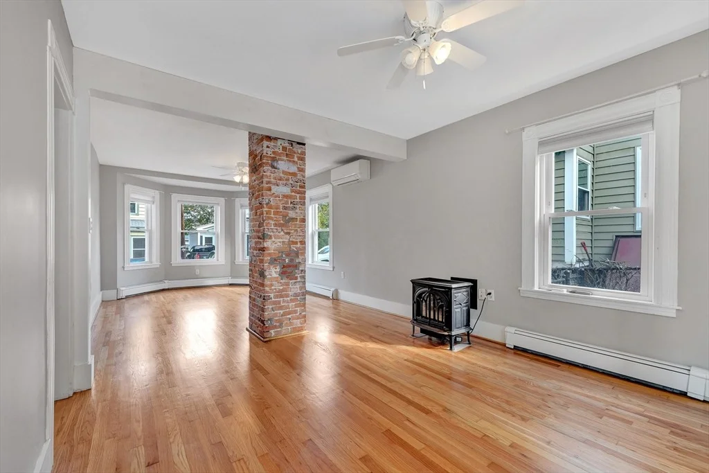 Photo of 7 Harold Ave