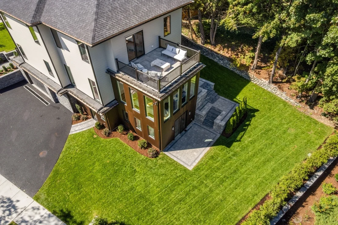Photo of 30 Dorr Rd