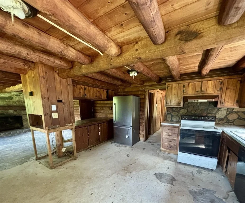 Photo of 1352 Ashfield Rd