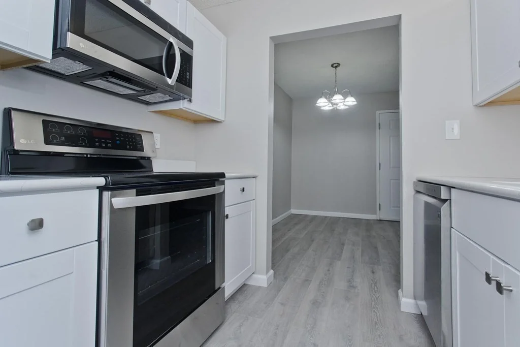 Photo of Unit D at 34 Maple Crest Cir