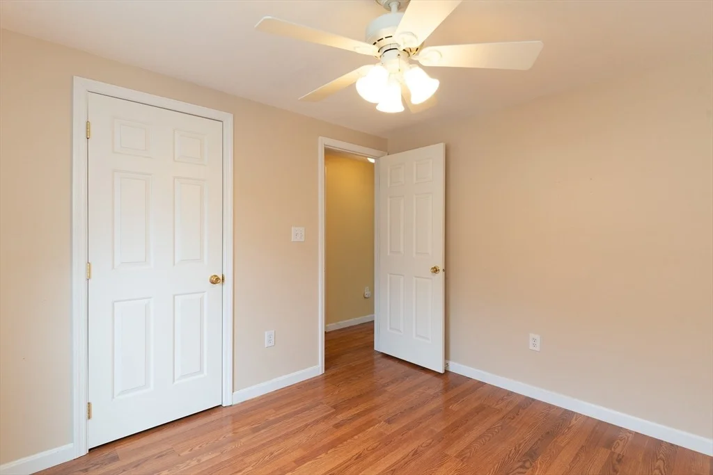 Photo of 18 Fox Run