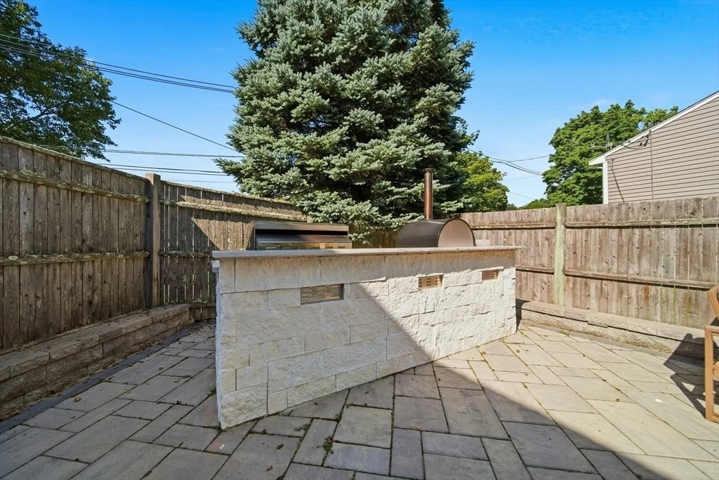 Photo of 105 Bow St