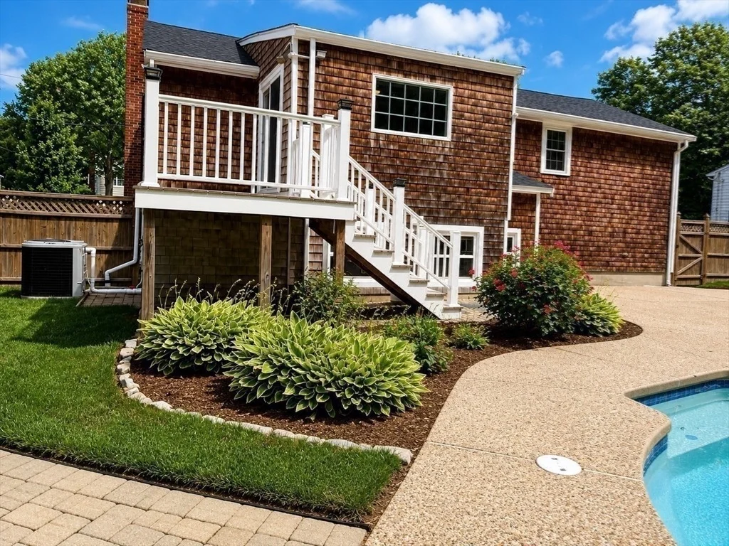 Photo of 22 Harvest Ln