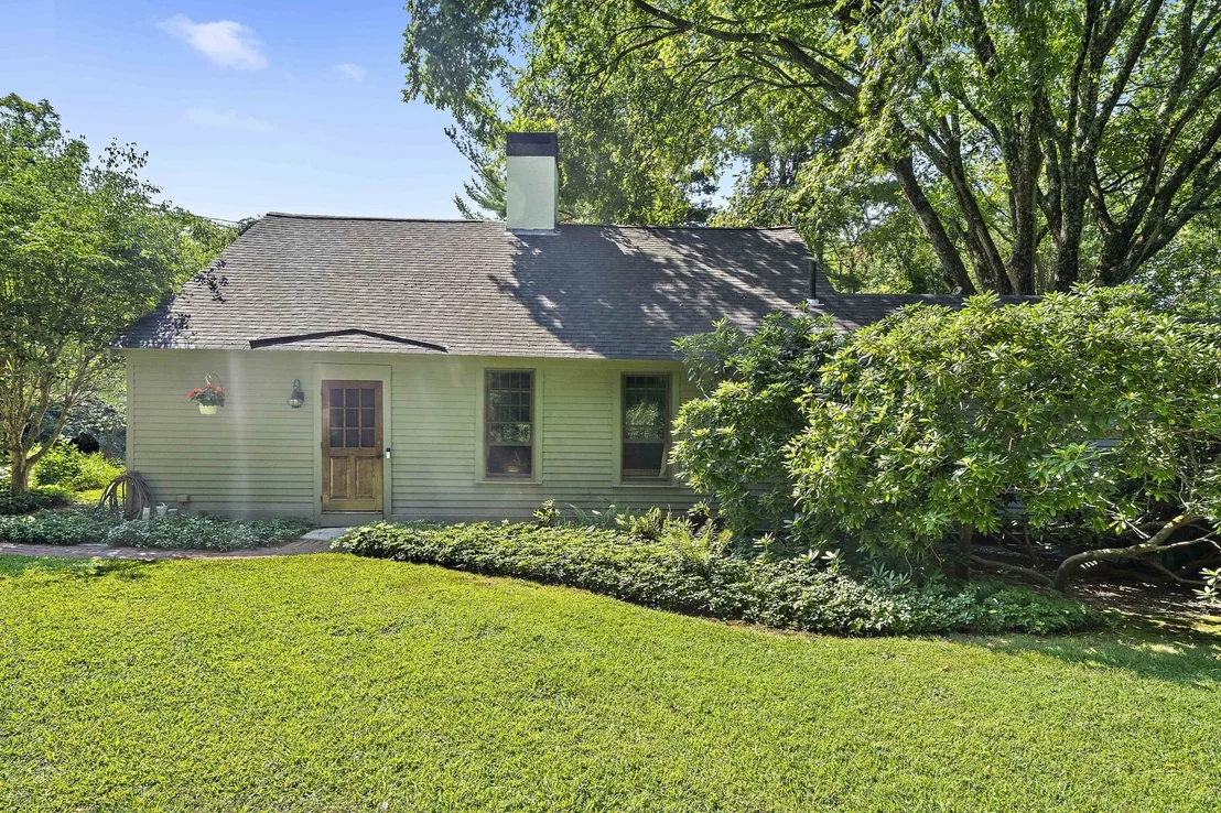 Photo of 128 Whitford Cir