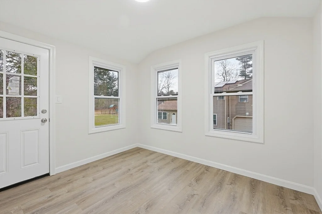 Photo of 58 Ray Ave