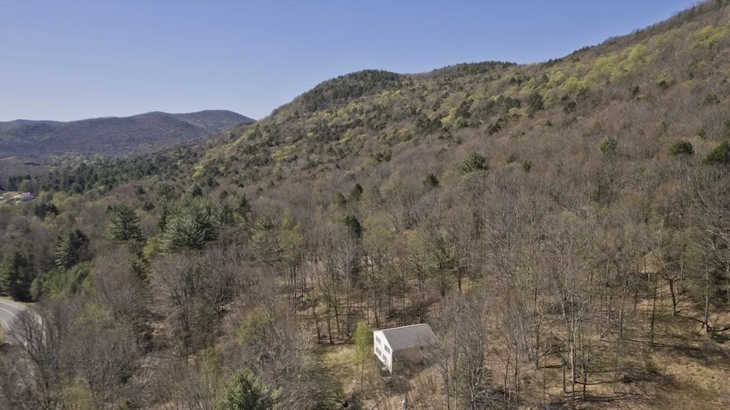 Photo of 300 Middlefield