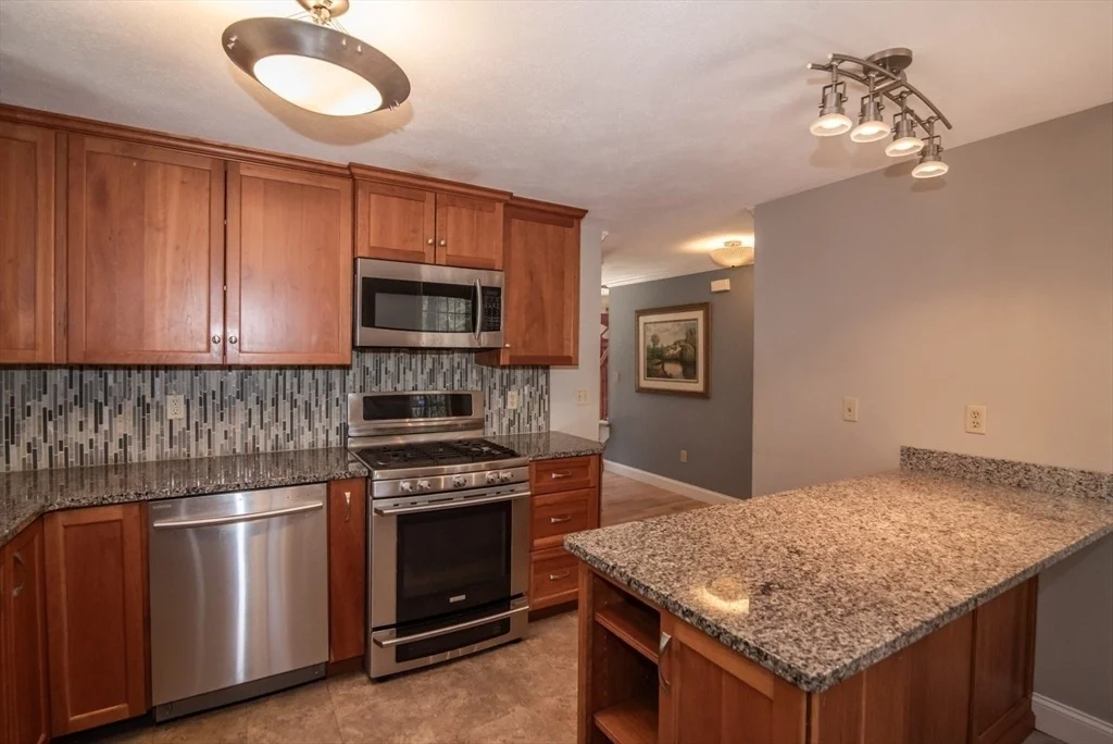 Photo of 49 Kristin Dr