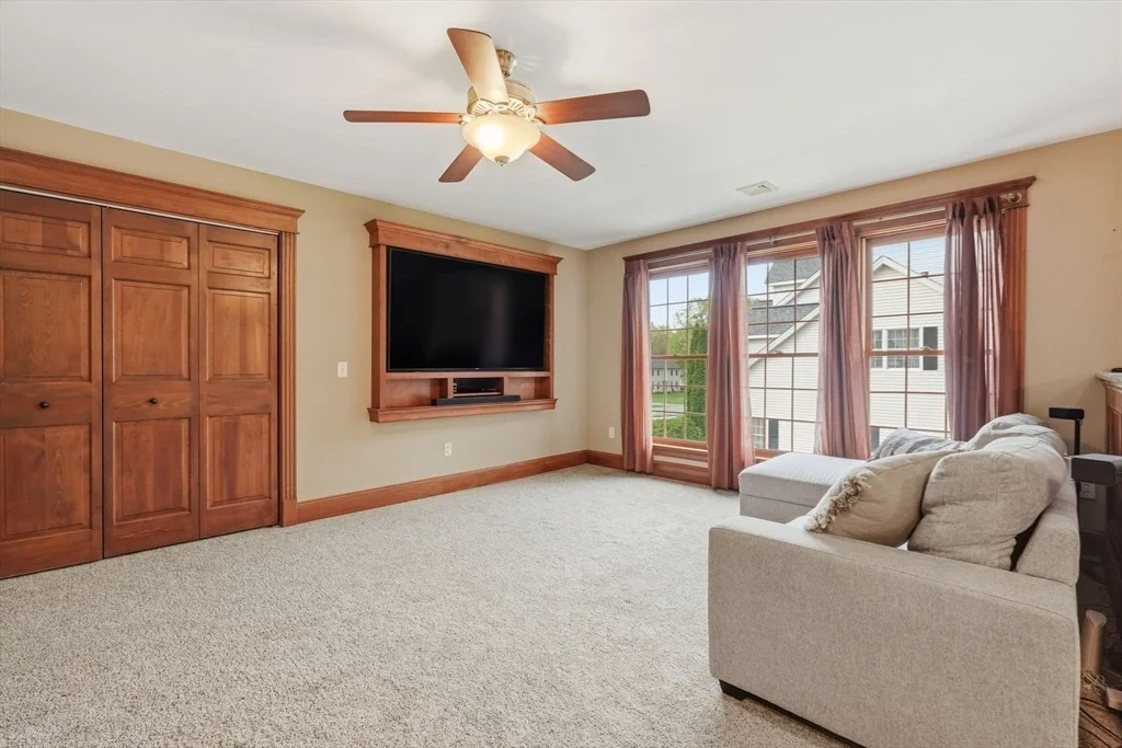 Photo of 42 Gary Dr