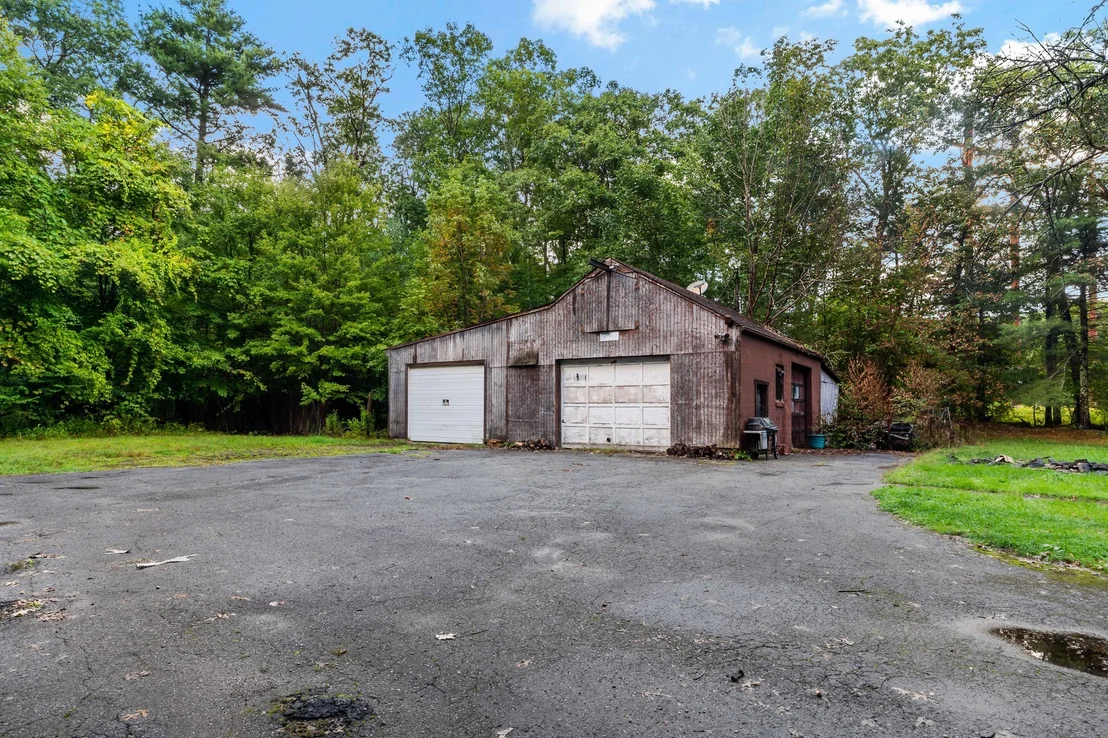 Photo of 477 Fairview Ave