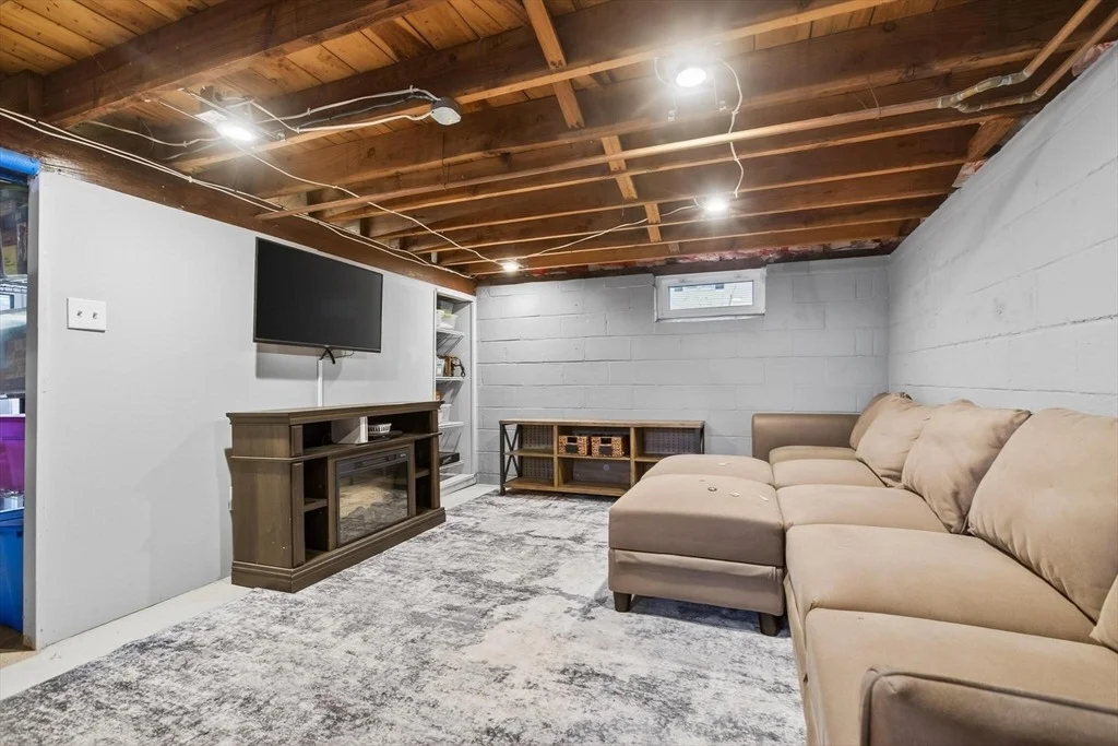 Photo of 58 Leo Ave
