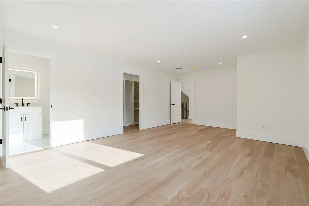 Photo of 5 Danforth Drive