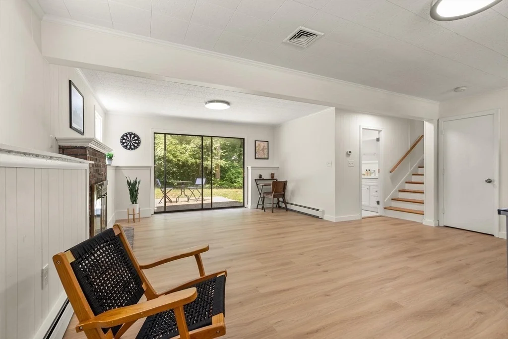 Photo of 35 Rustic Dr