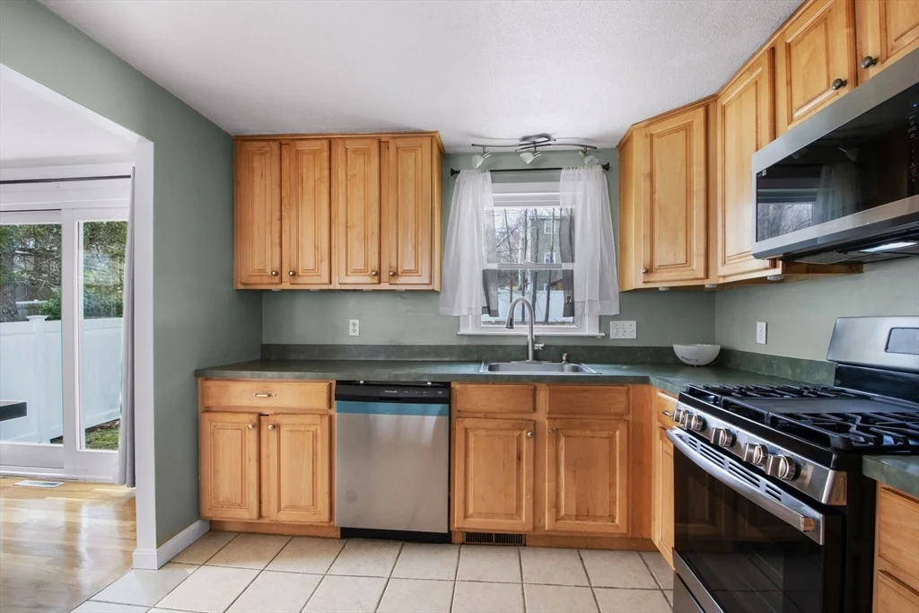 Photo of 52 Venus Dr