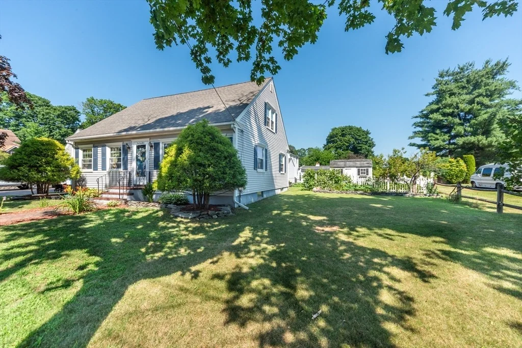 Photo of 117 River St