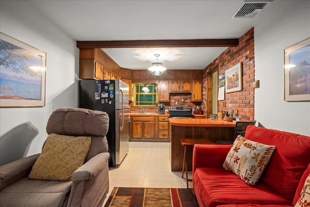 Photo of 26 Beaman Rd