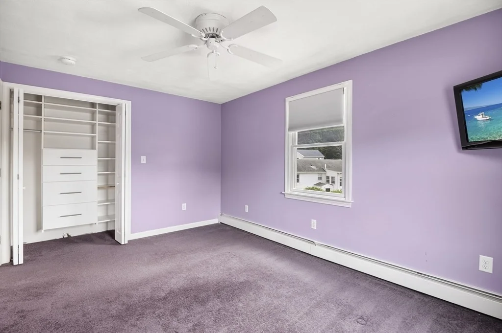 Photo of 4 Raymond Cir