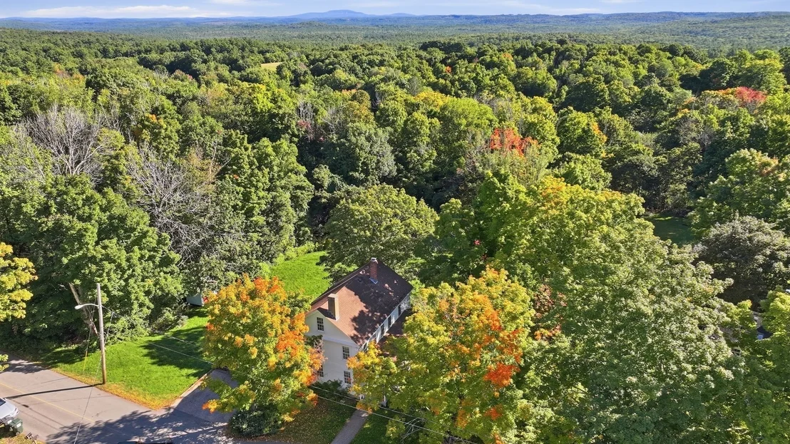 Photo of 84 Maple Street