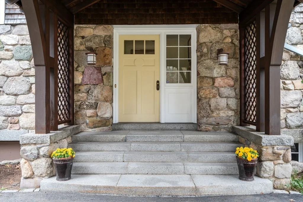 Photo of 650 Canton Ave