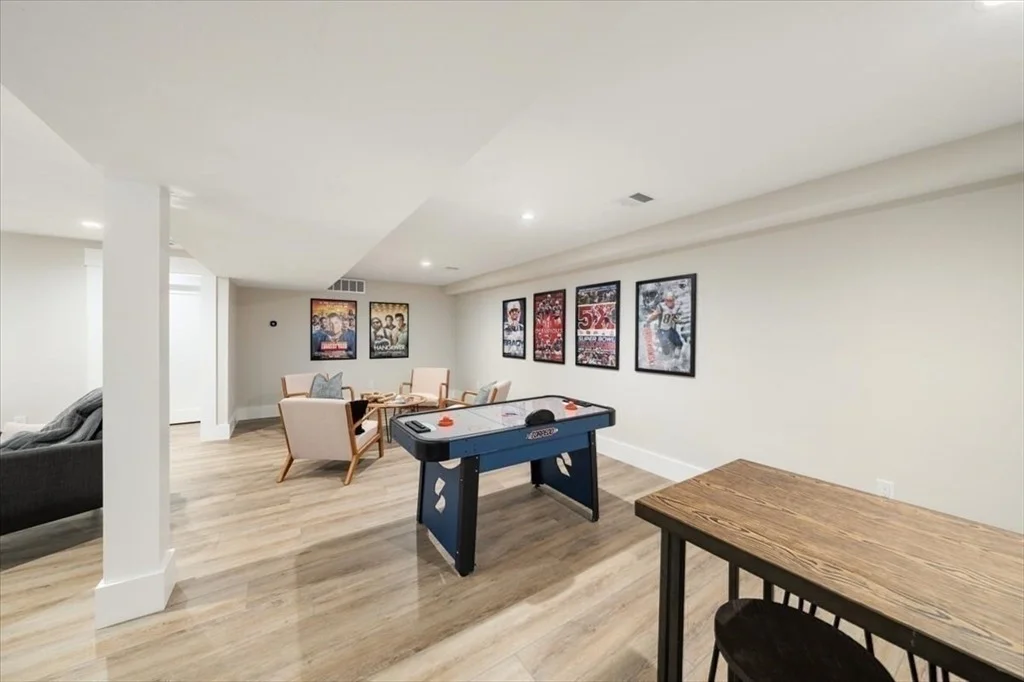 Photo of 12 Beverly Rd