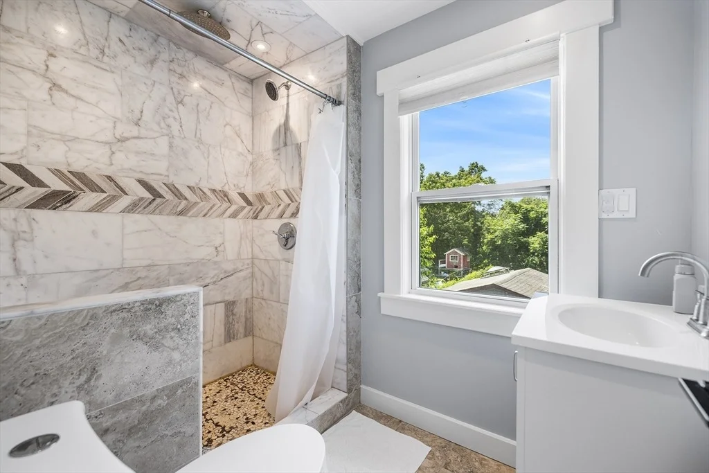 Photo of 342 Franklin St