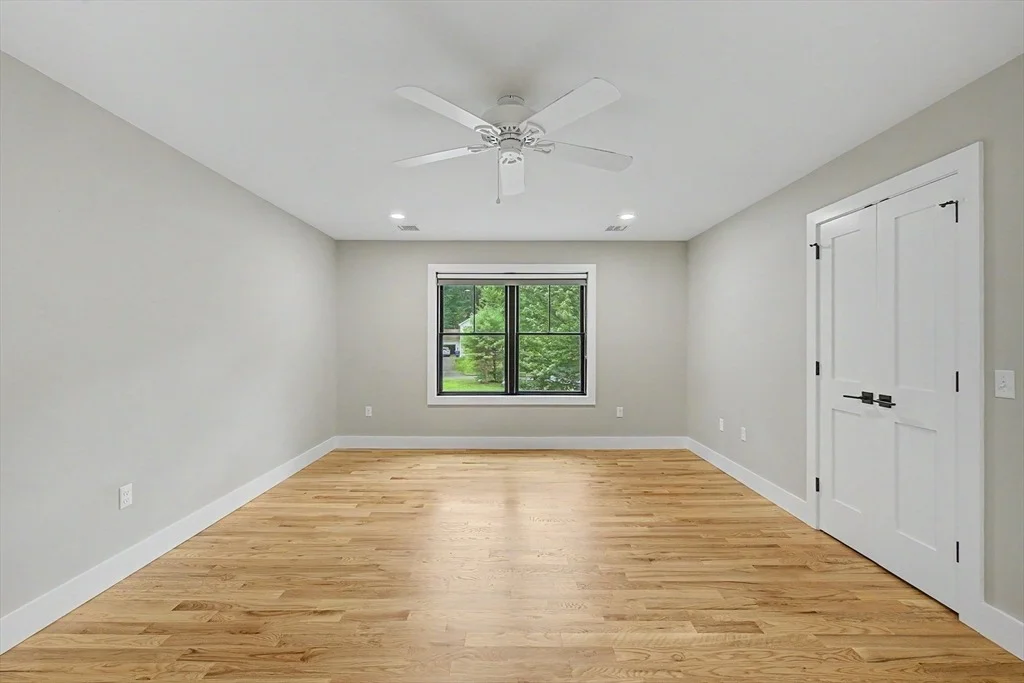Photo of 59 Ice Pond Dr