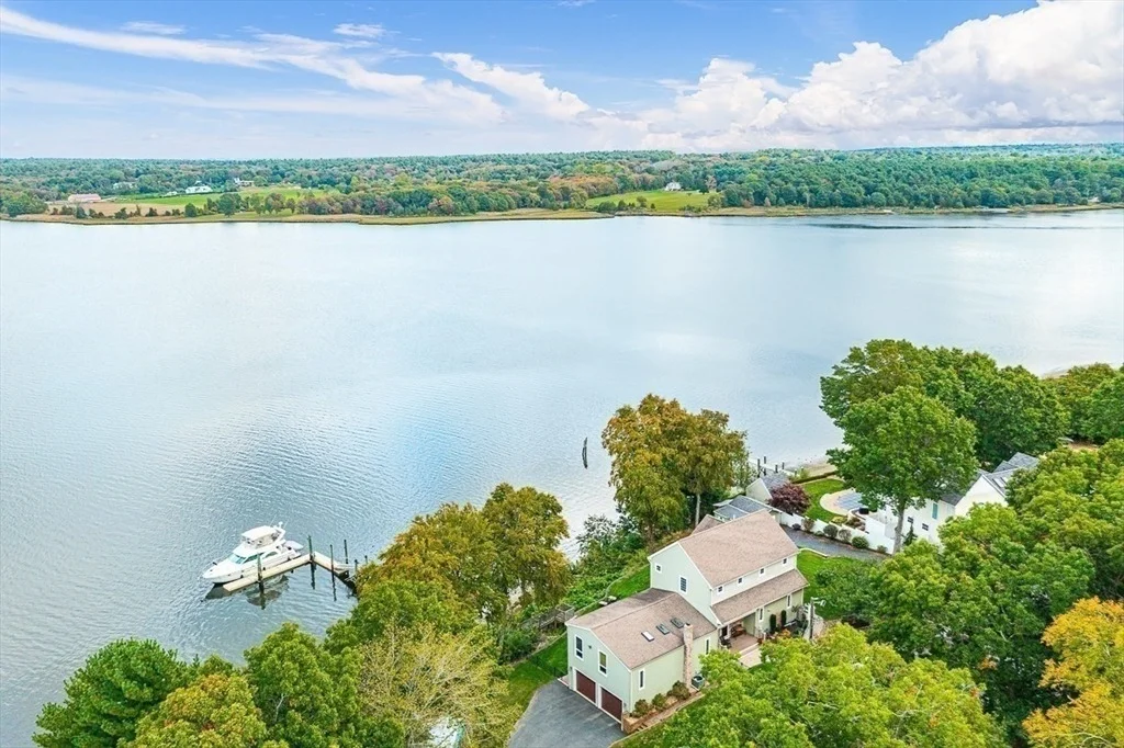 Photo of 43 Cliff Dr