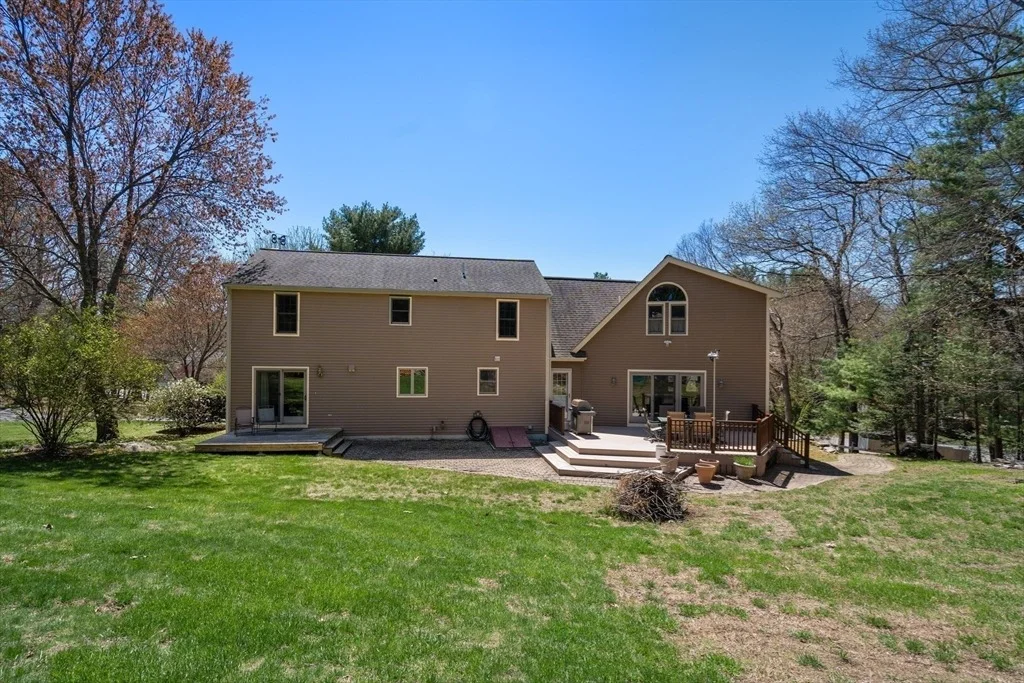 Photo of 12 Mooreland Dr