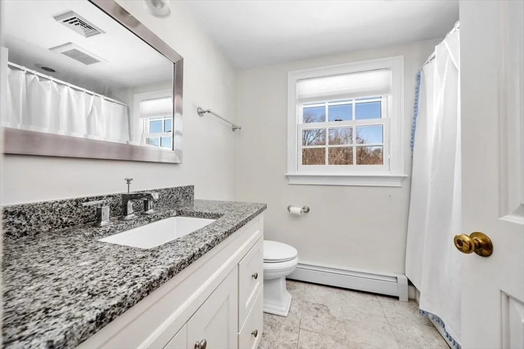 Photo of 11 Berkley Cir