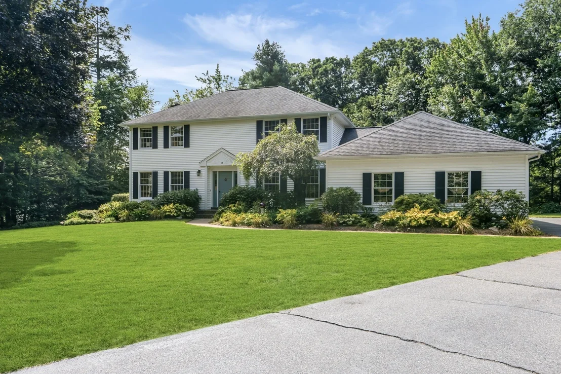 Photo of 28 Ashley Cir